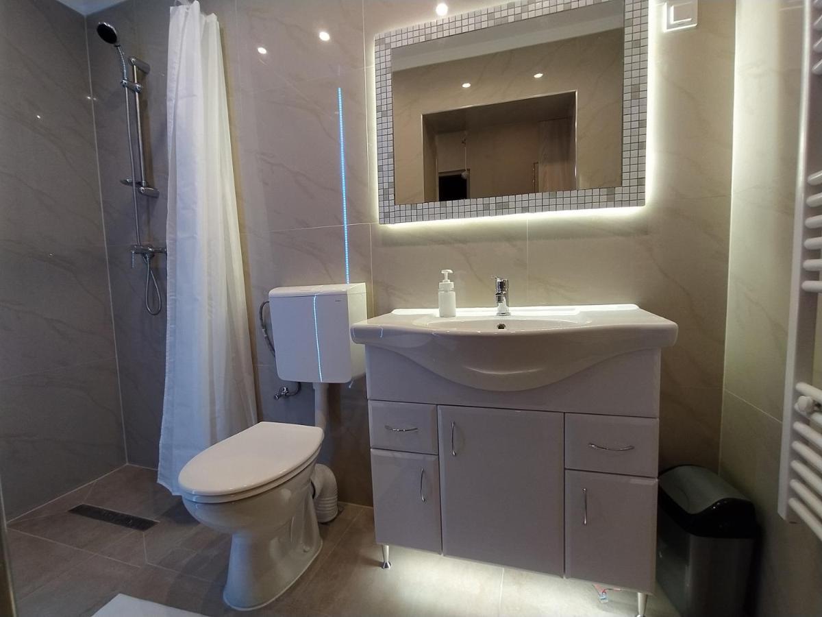 Emmabella Apartmanok Eger Luaran gambar
