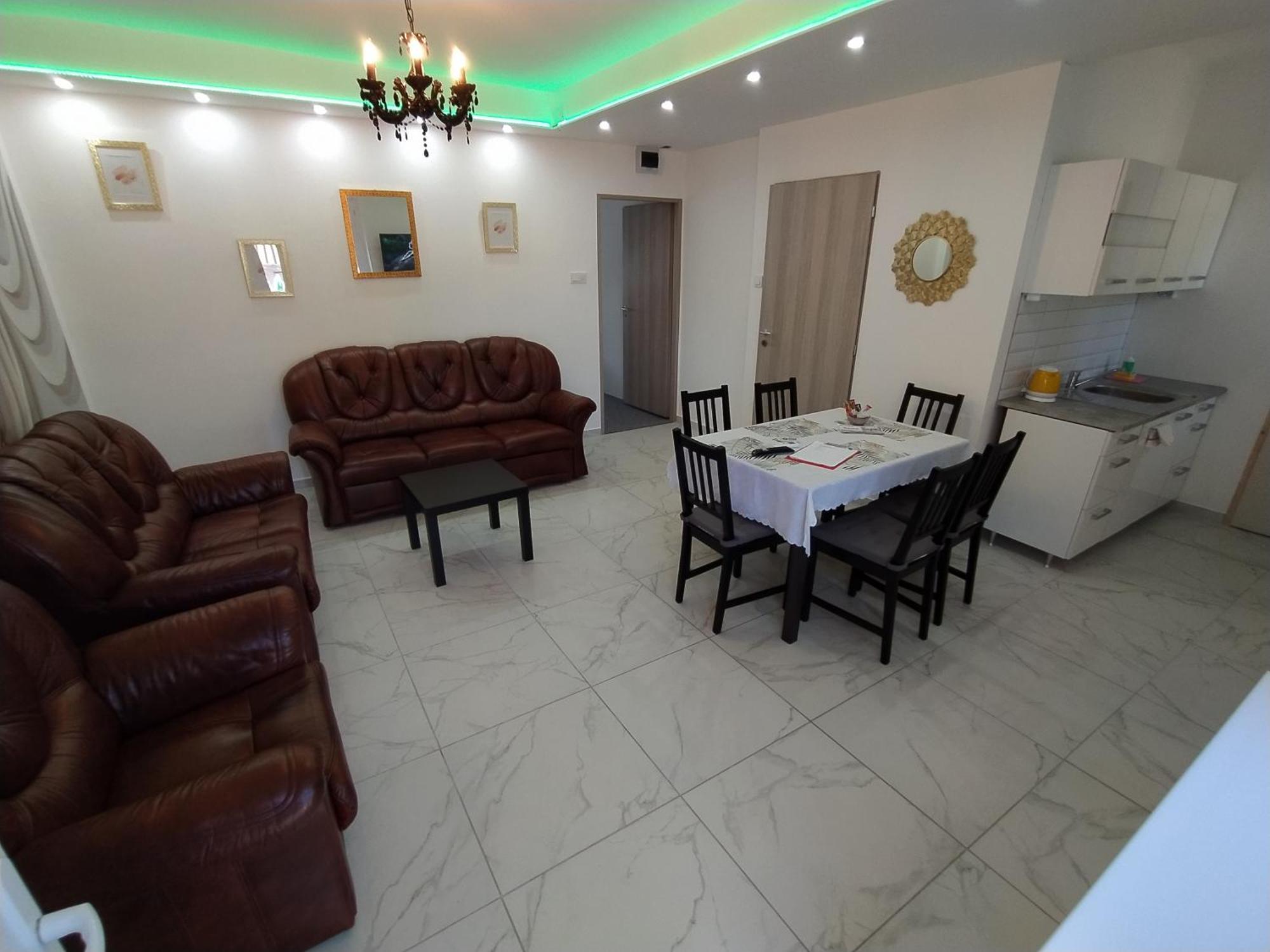 Emmabella Apartmanok Eger Bilik gambar